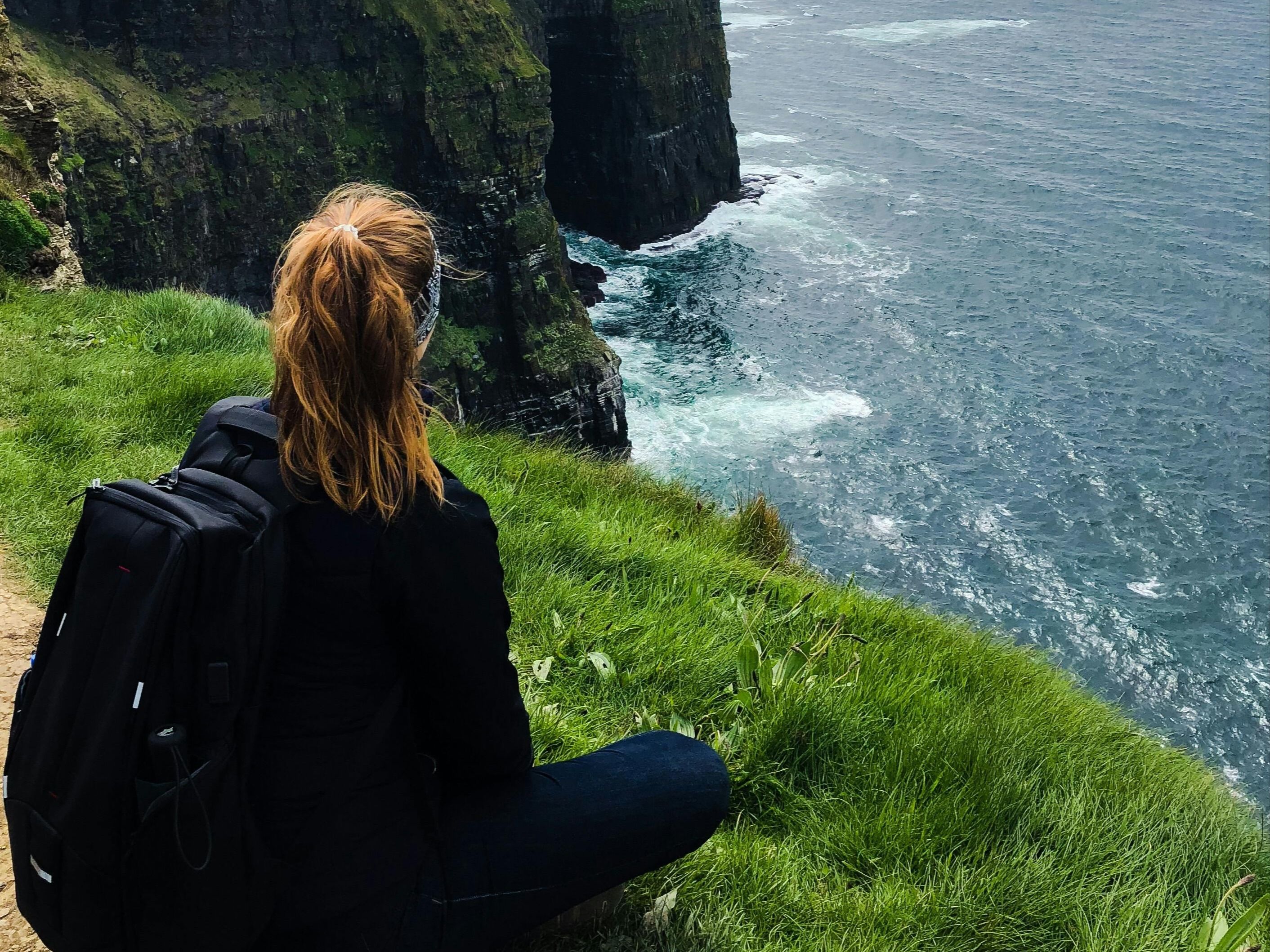 Trabajos más comunes y mejor pagados para estudiantes internacionales en Irlanda (2025)